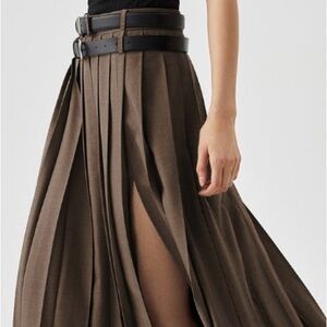 Elegant Brown Pleated Skirt